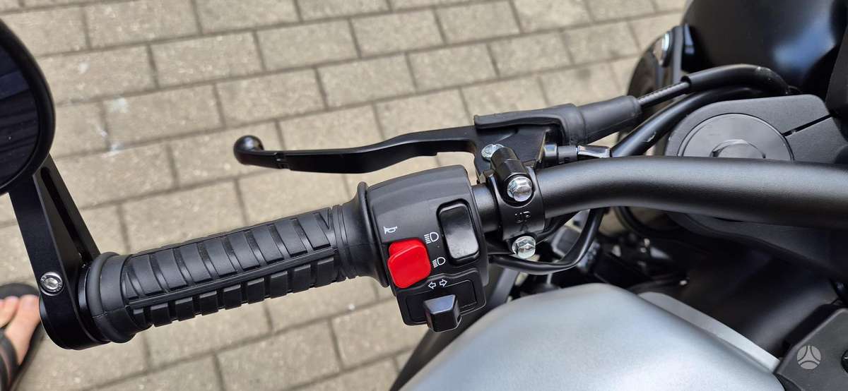 Brixton Crossfire 125 125cc, street / classic