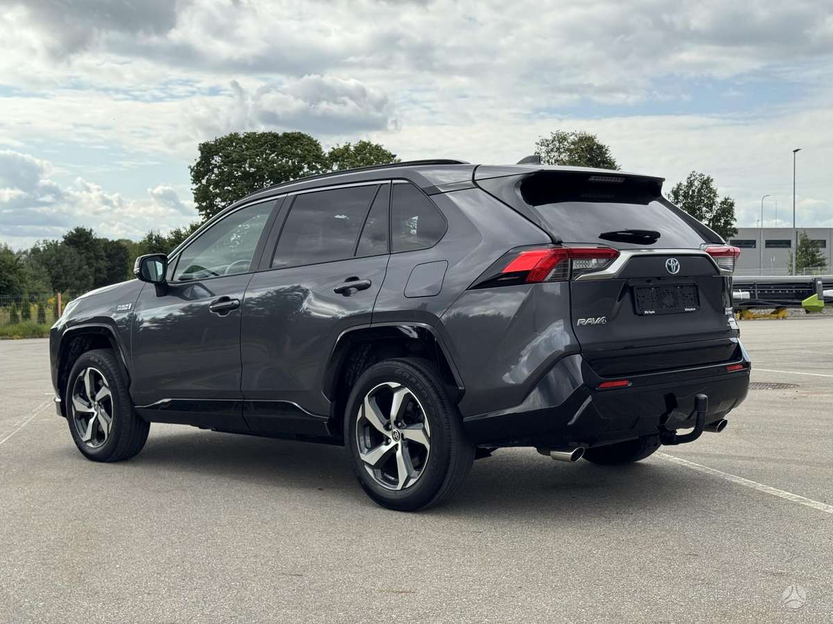 Toyota RAV4 - 4