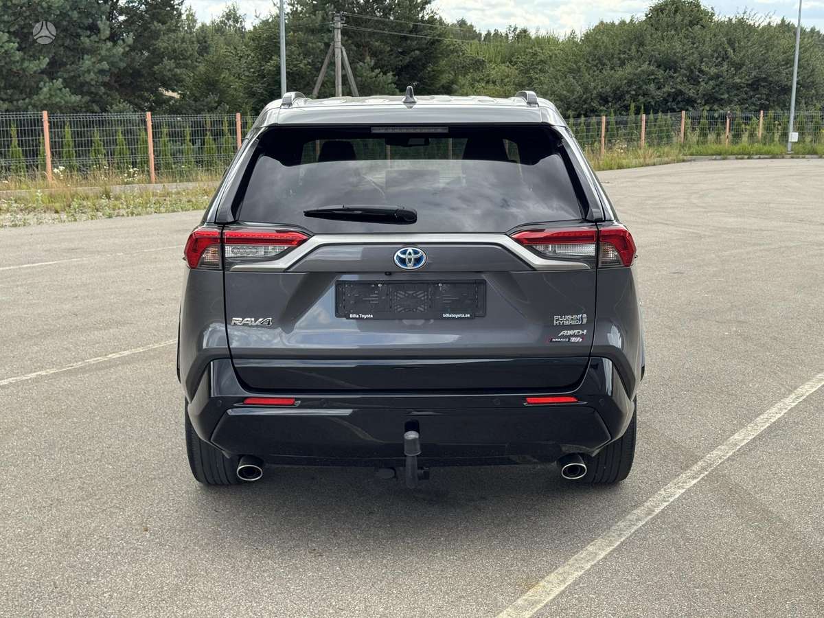 Toyota RAV4 - 5