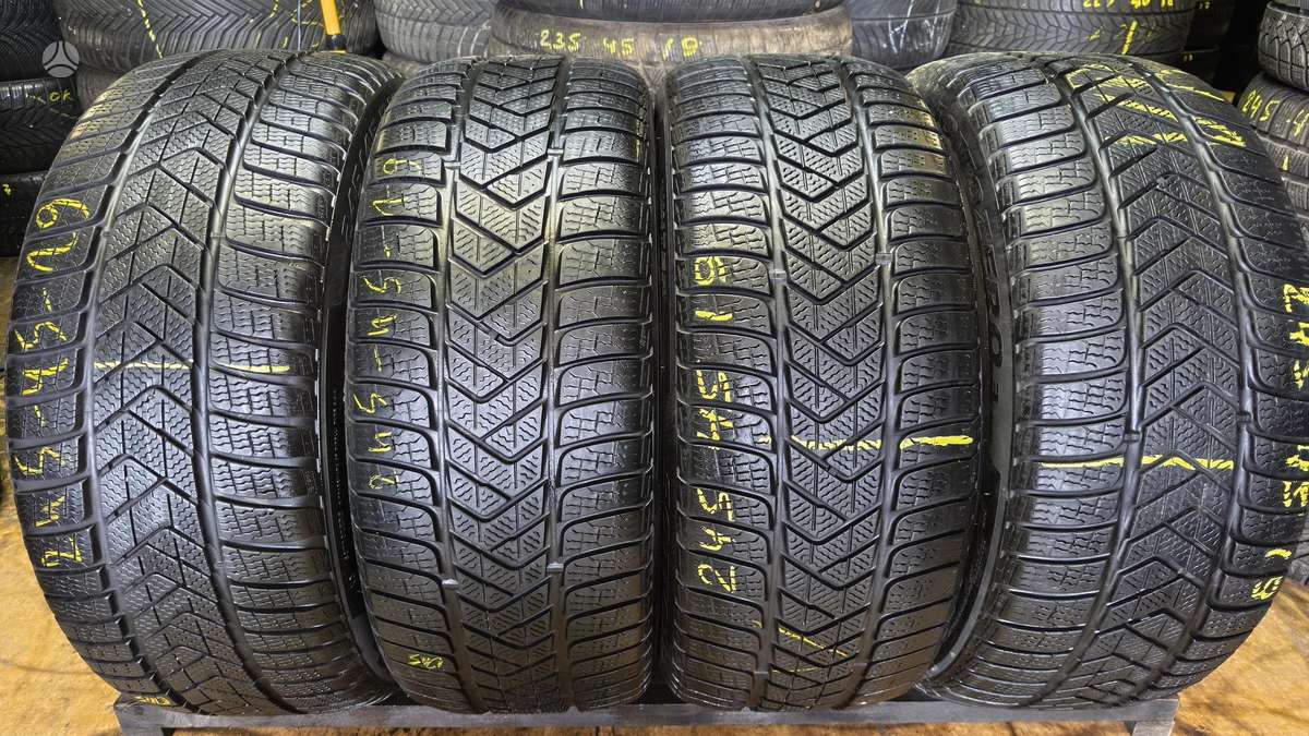 Pirelli Sottozero 3, winter 245/45 R19