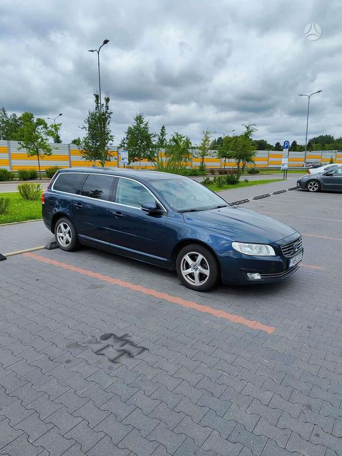 Volvo V70, 2.0 l., Универсал