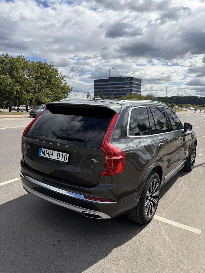 Volvo XC90 - 2