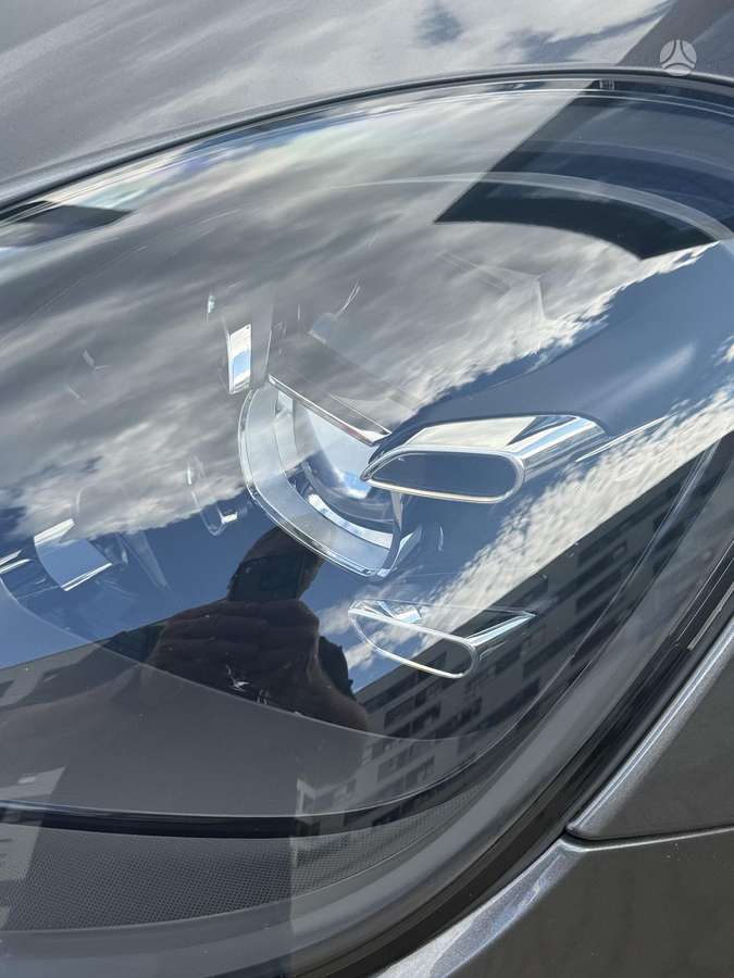 Porsche Cayenne - 7