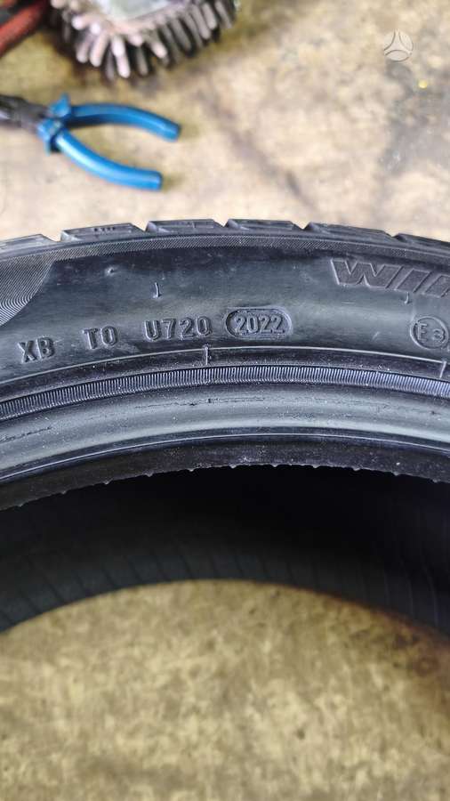 Pirelli Sottozero 3, winter 245/40 R20