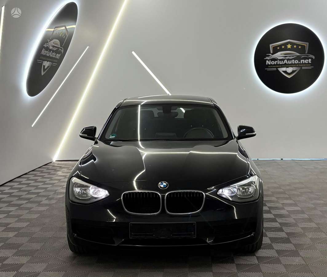 BMW 120, 2.0 l., hatchback