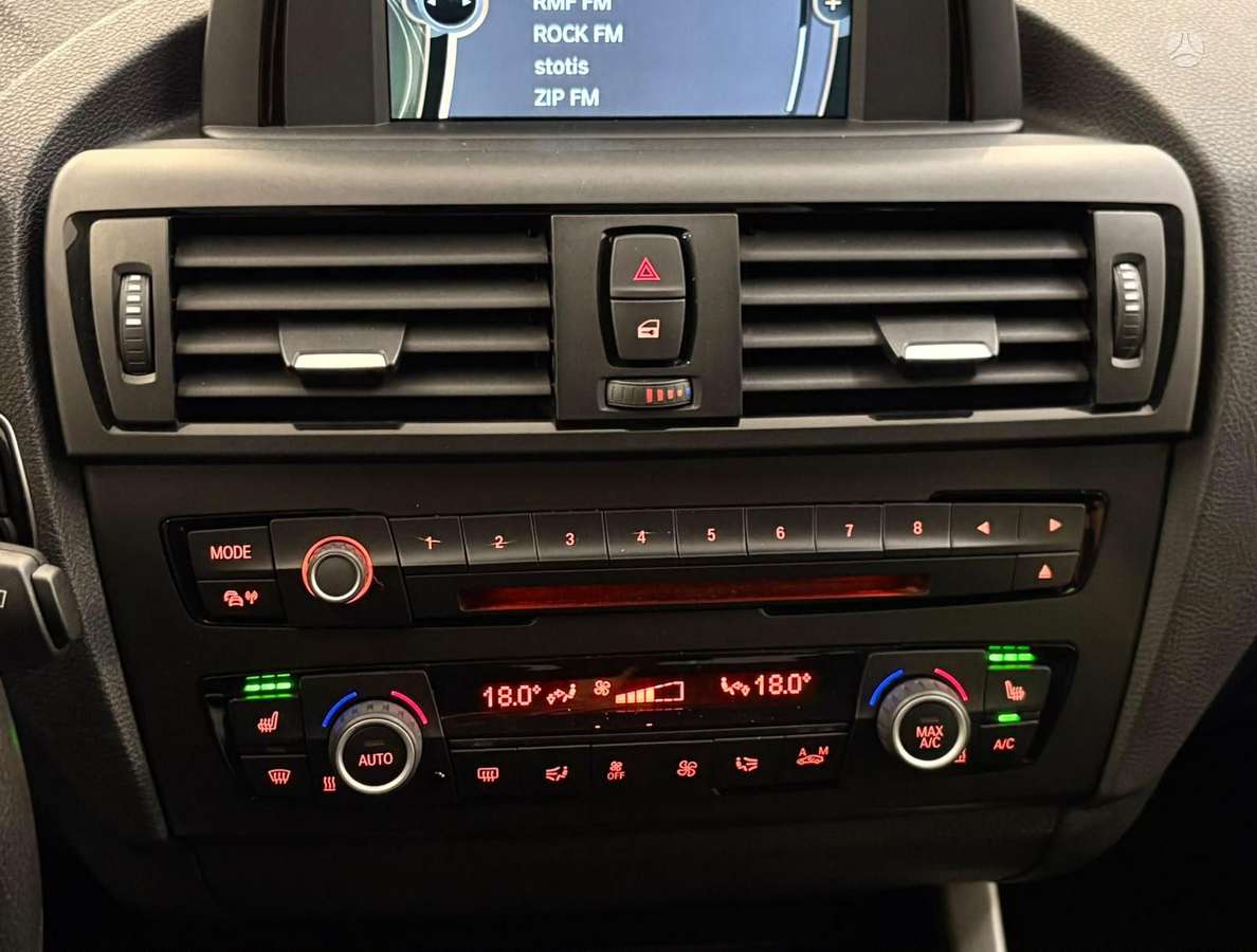 BMW 120, 2.0 l., hatchback