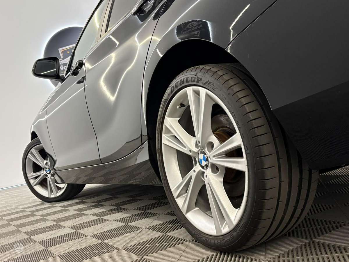 BMW 120, 2.0 l., hatchback