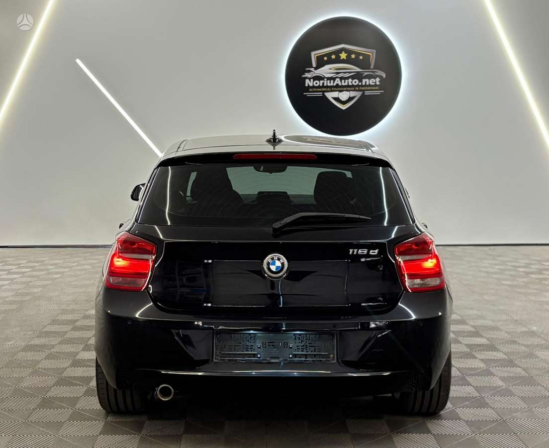 BMW 120, 2.0 l., Хэтчбек