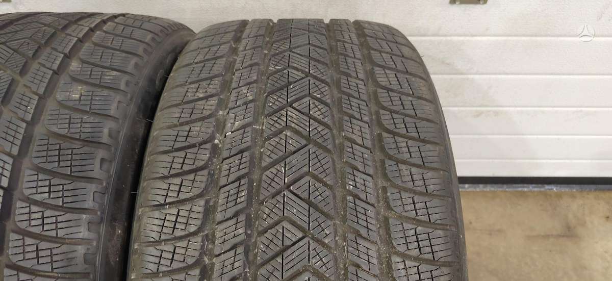 Pirelli Scorpion winter, winter 275/40 R22