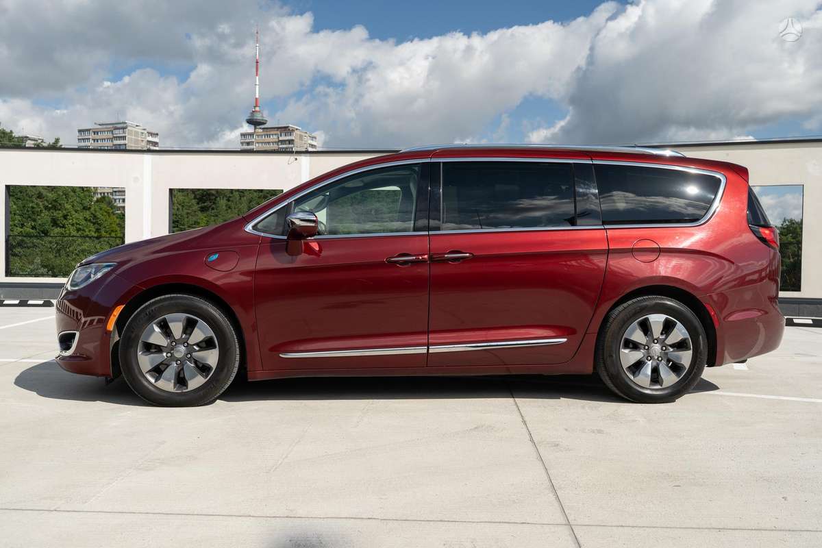 Chrysler Pacifica, 3.6 l., Минивэн