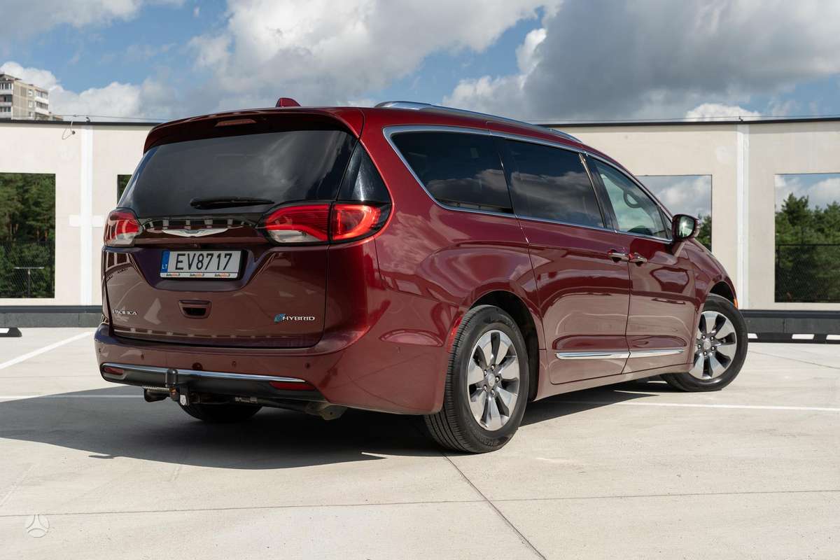 Chrysler Pacifica, 3.6 l., Минивэн
