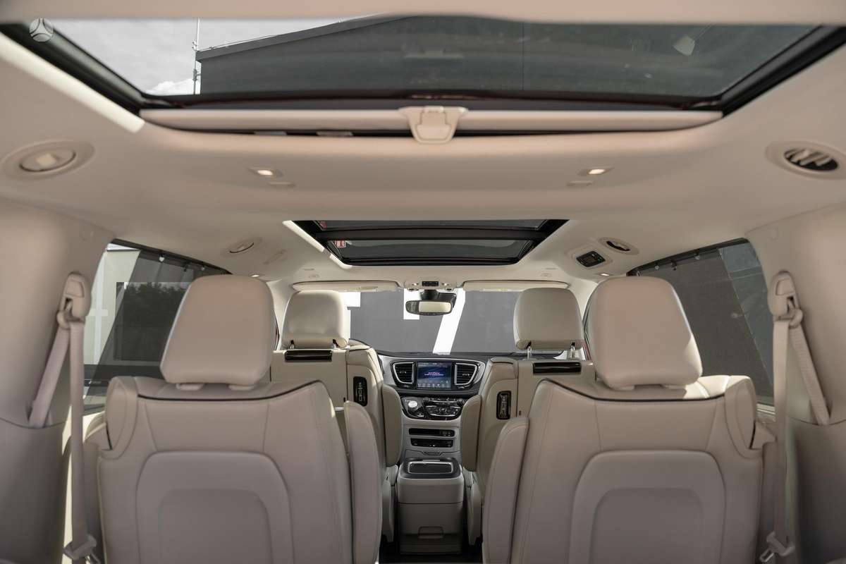 Chrysler Pacifica, 3.6 l., Минивэн