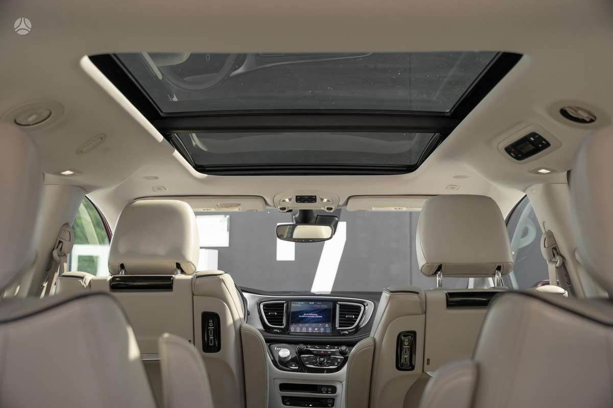 Chrysler Pacifica, 3.6 l., Минивэн