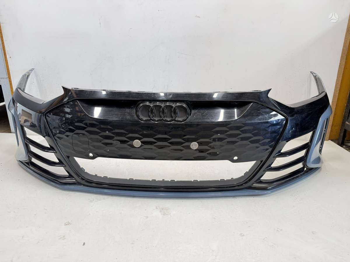 Audi e-tron GT, 4J3807221, бамперы (буфера)
