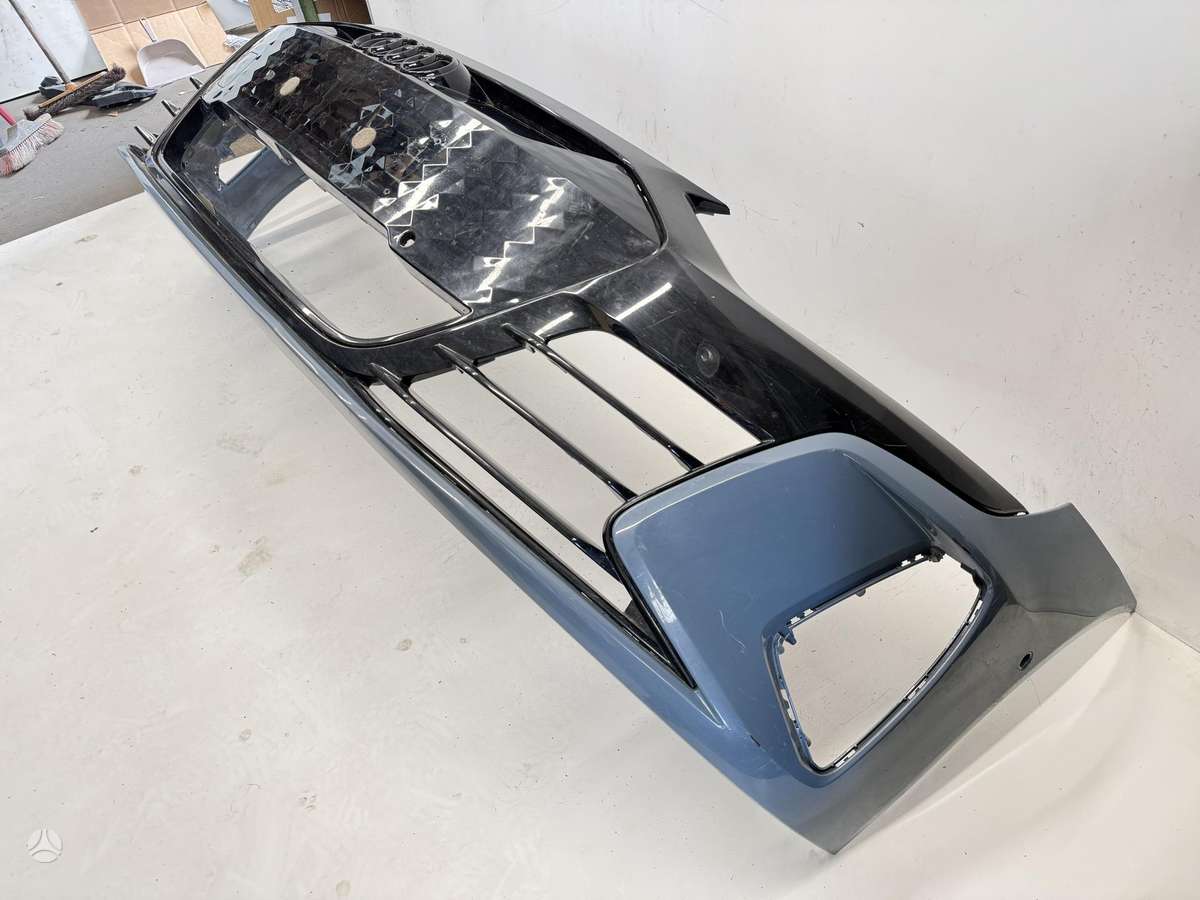 Audi e-tron GT, 4J3807221, bumpers