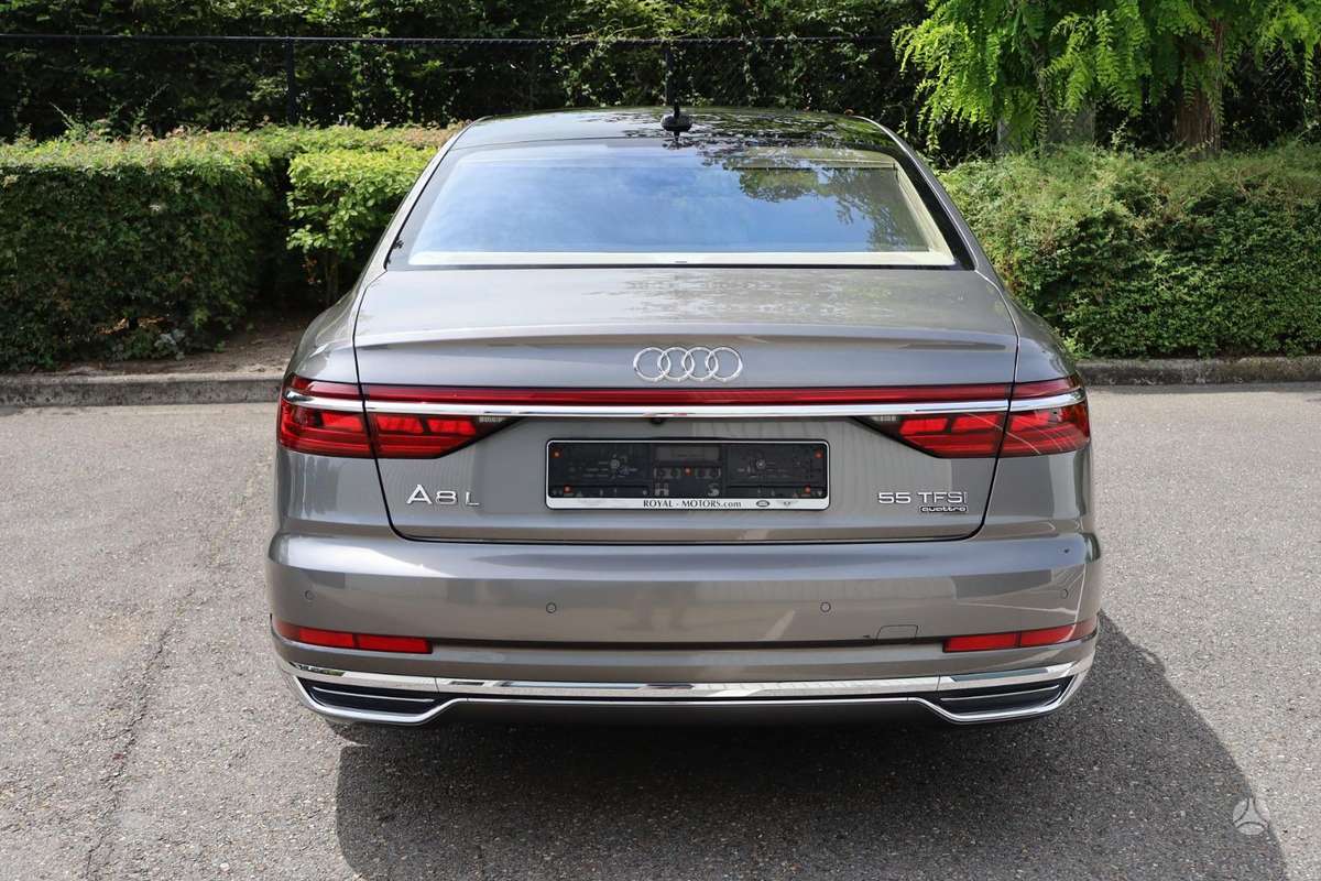 Audi A8, 3.0 l., Седан