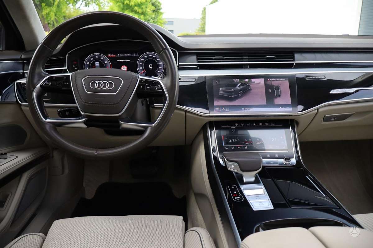 Audi A8, 3.0 l., Седан