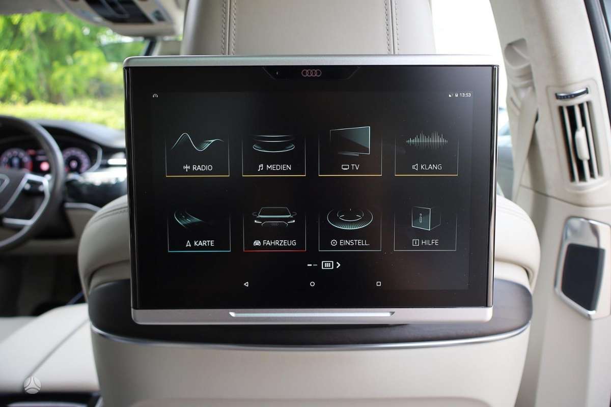 Audi A8, 3.0 l., Седан