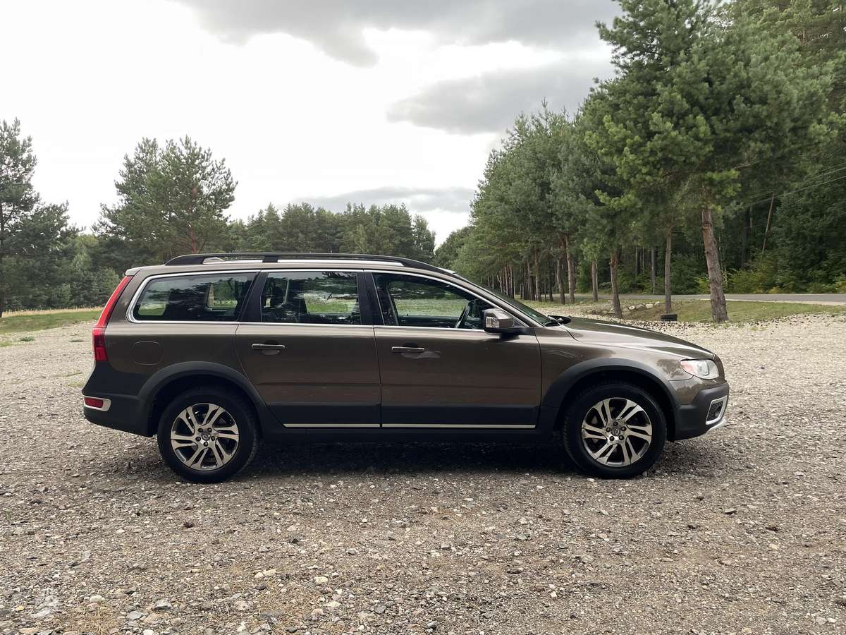 Volvo XC70, 2.0 l., wagon