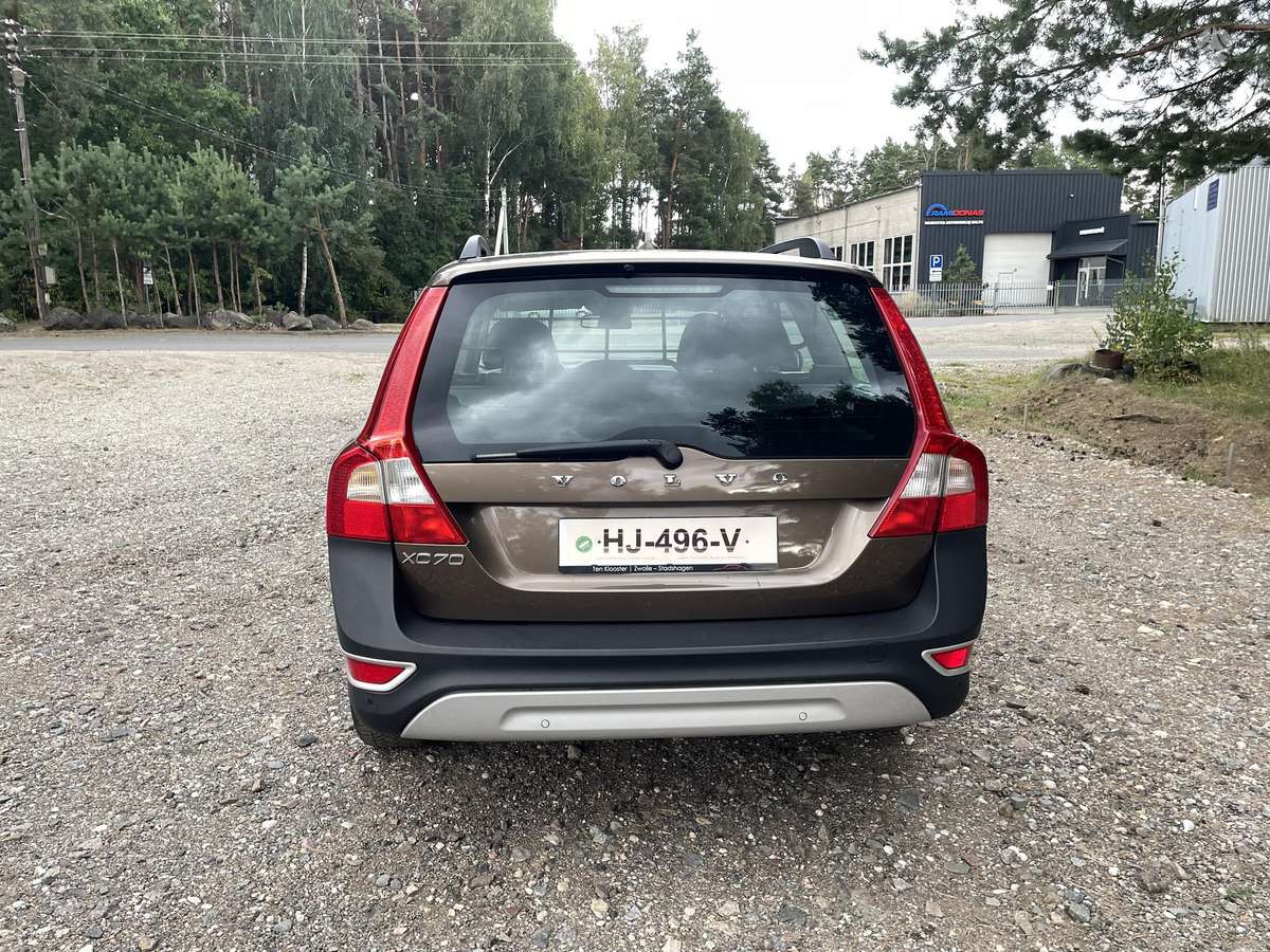 Volvo XC70, 2.0 l., wagon