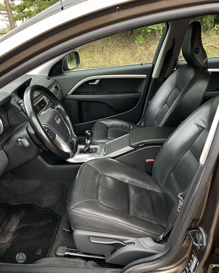Volvo XC70, 2.0 l., wagon