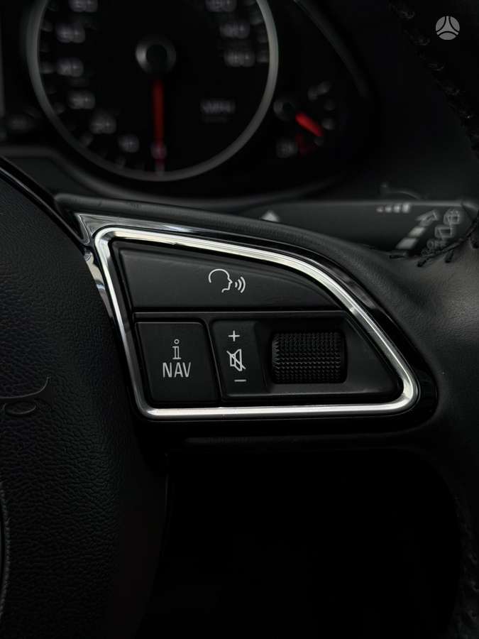 Audi Q5, 3.0 l., off-road / crossover
