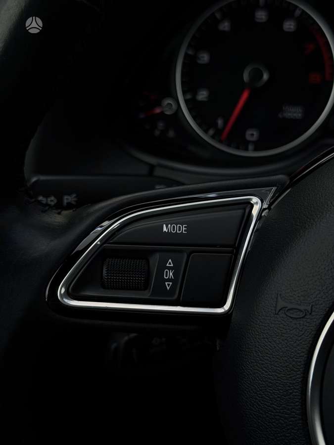 Audi Q5, 3.0 l., off-road / crossover