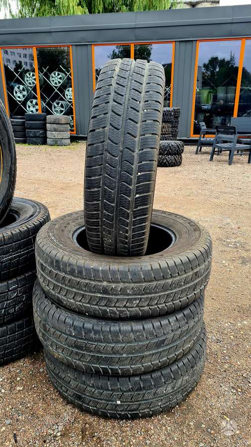 Continental VanCoWinter2, universalios 225/75 R16