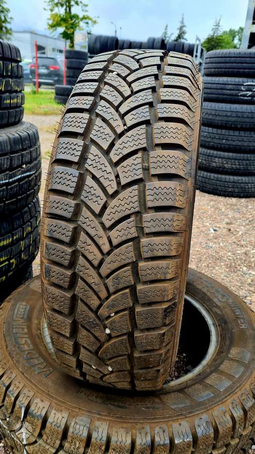 Vredestein, winter 225/65 R16