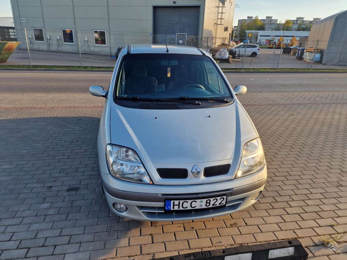 Renault Scenic - 8