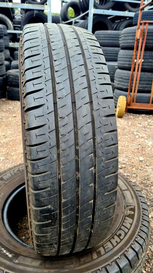 Michelin Agilis, summer 225/75 R16
