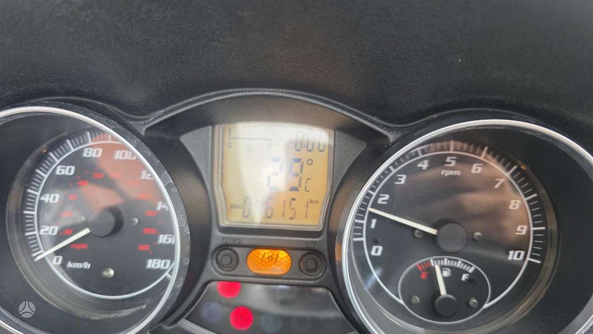 Piaggio MP3 400cc, мотороллеры / мопеды