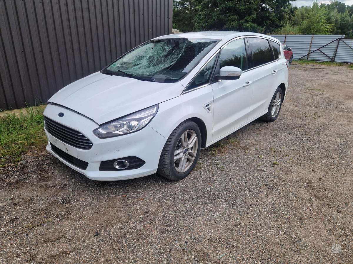 Ford S-MAX for parts