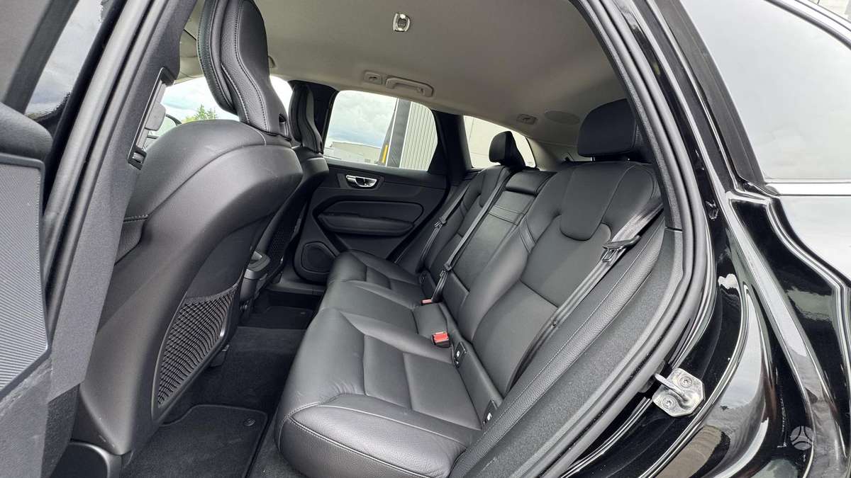 Volvo XC60 - 11