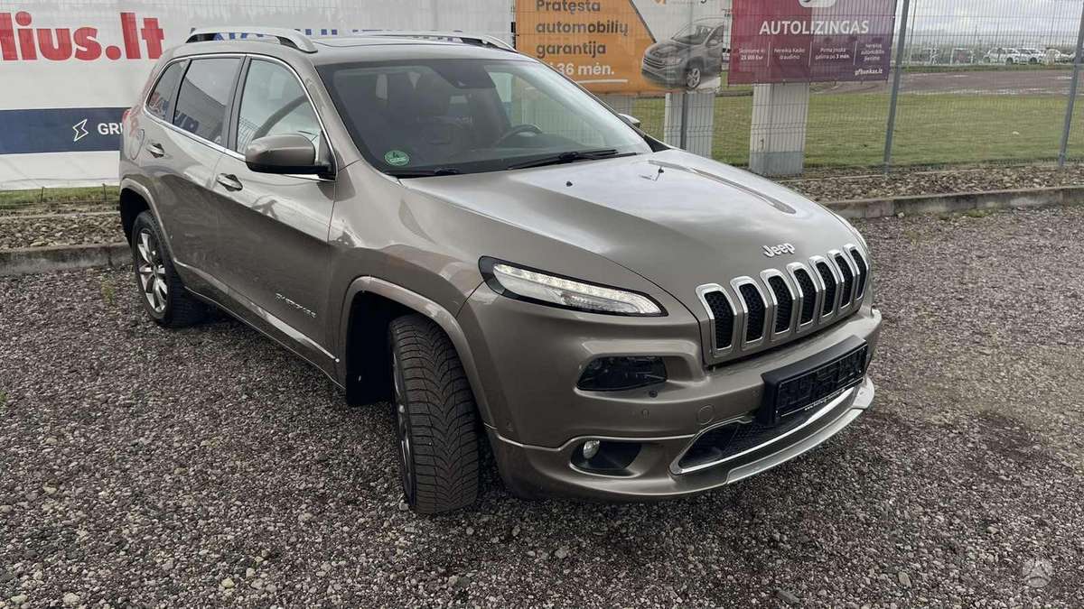 Jeep Cherokee, 2.2 l., off-road / crossover