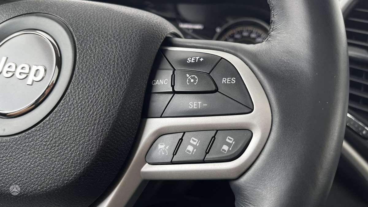 Jeep Cherokee, 2.2 l., off-road / crossover