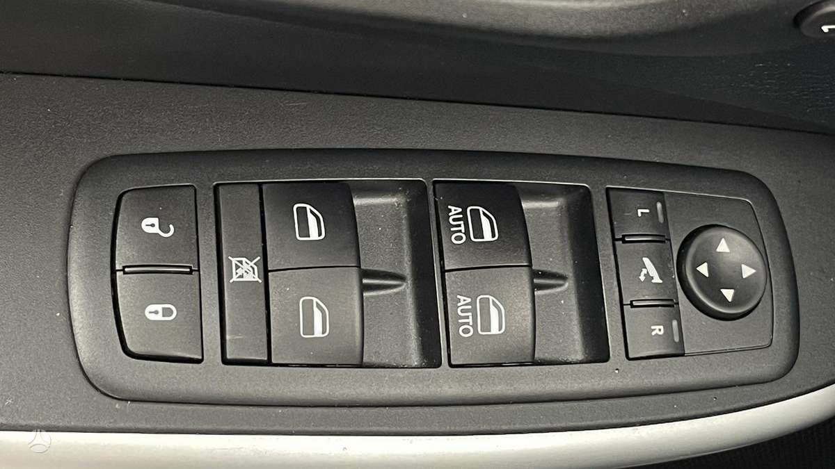 Jeep Cherokee, 2.2 l., off-road / crossover