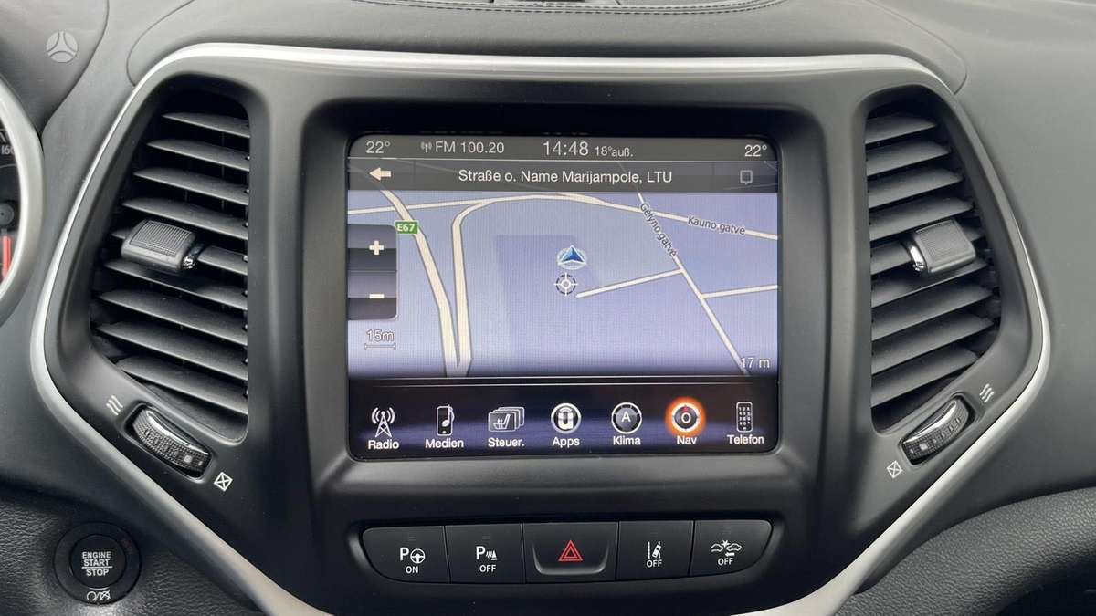 Jeep Cherokee, 2.2 l., off-road / crossover