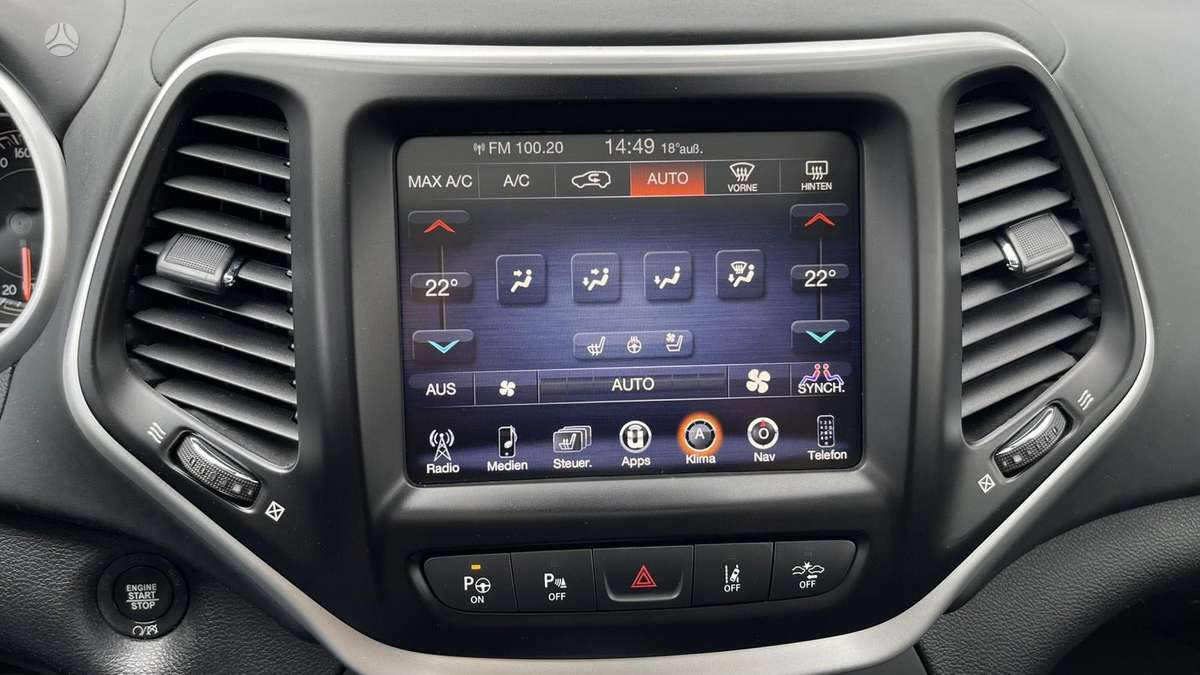 Jeep Cherokee, 2.2 l., off-road / crossover