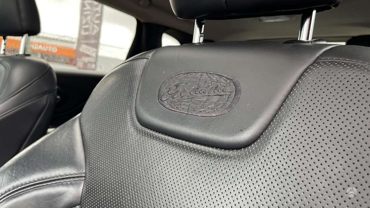 Jeep Cherokee, 2.2 l., off-road / crossover