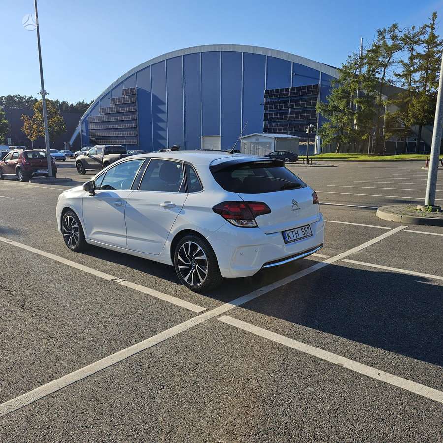 Citroen C4, 1.6 l., Хэтчбек