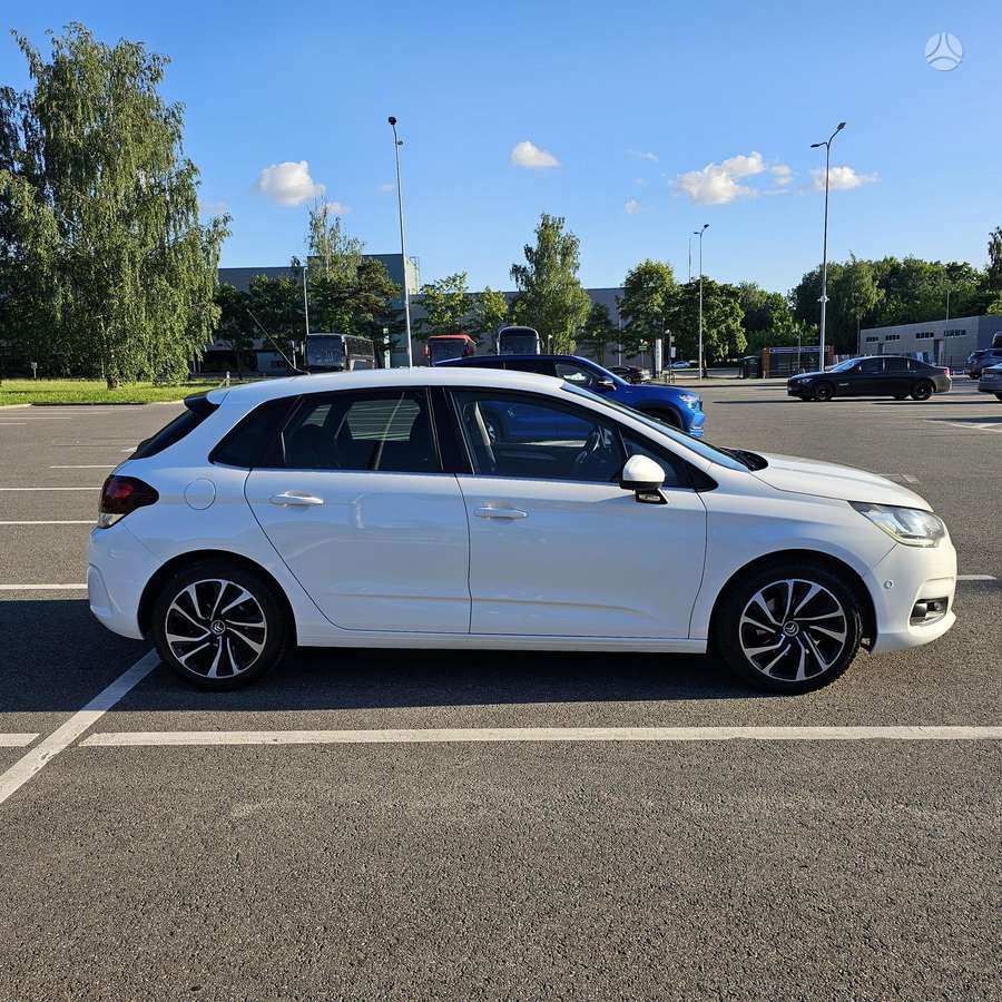 Citroen C4, 1.6 l., Хэтчбек