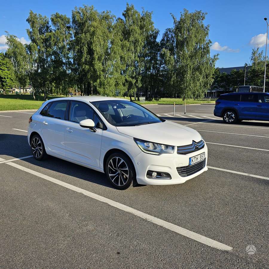 Citroen C4, 1.6 l., Хэтчбек