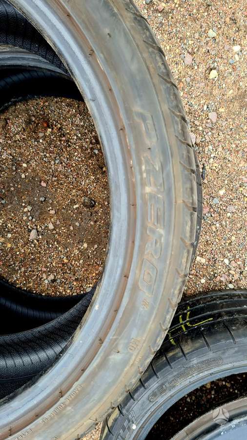Pirelli PZero, летние 275/35 R20