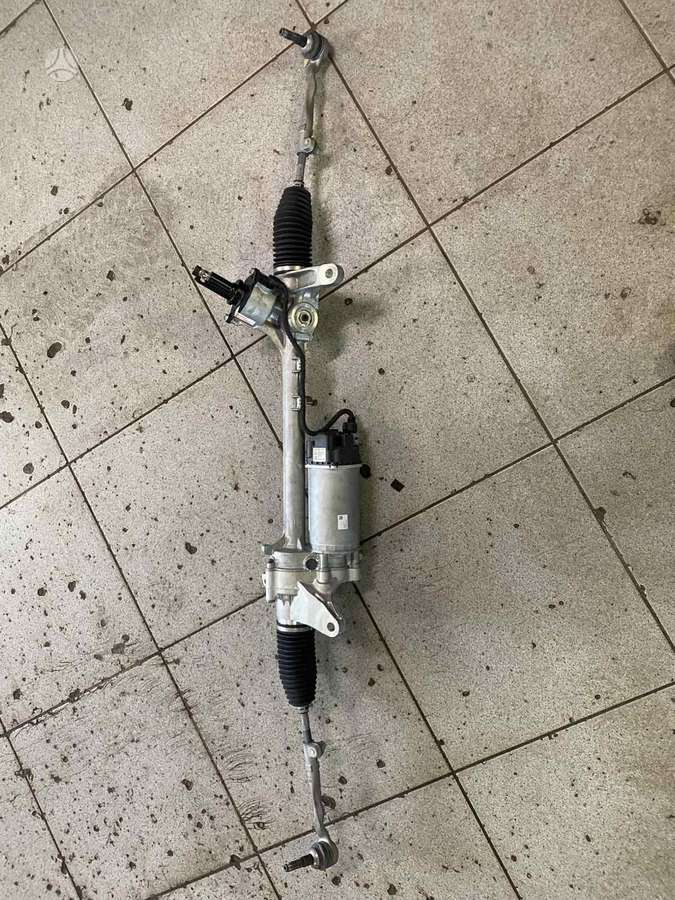 BMW 7 serija vairo mechanizmas