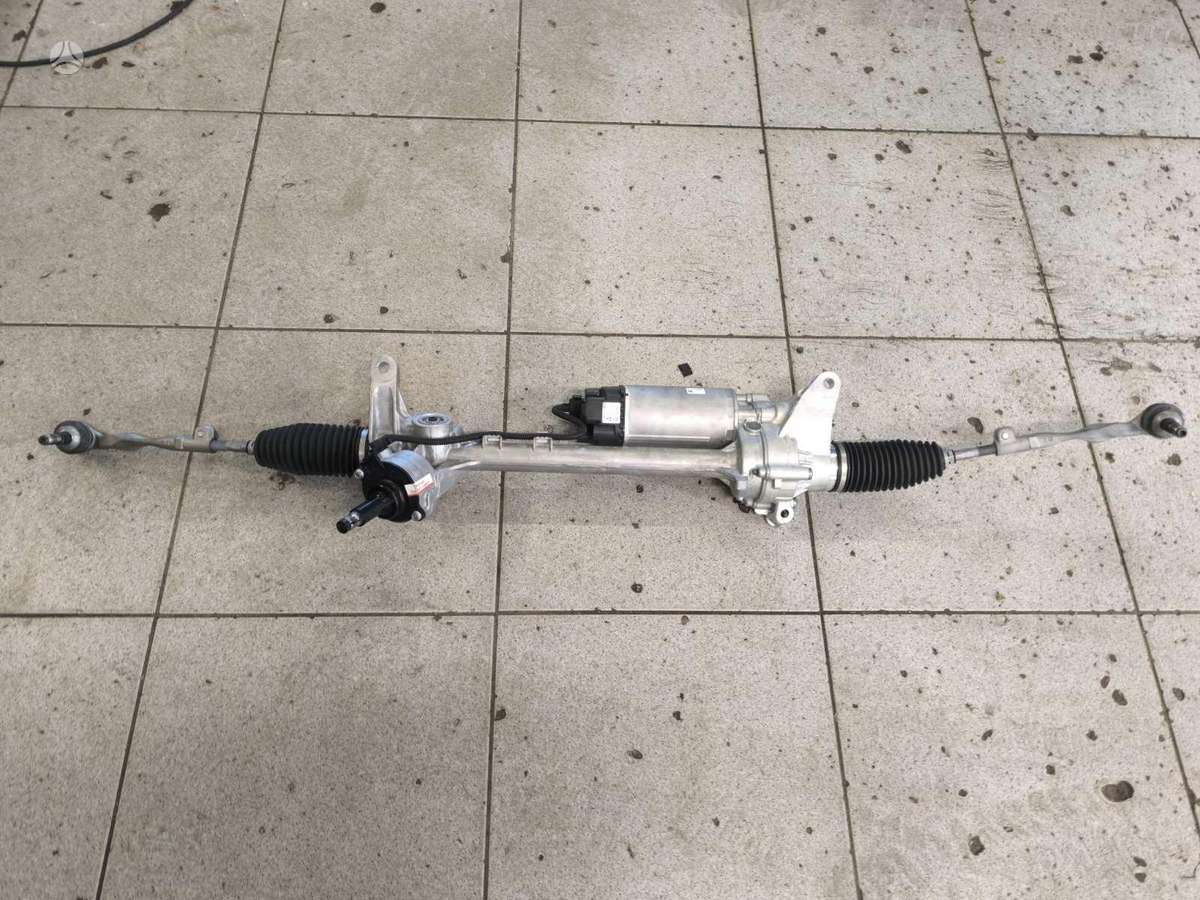 BMW 7 serija steering mechanism