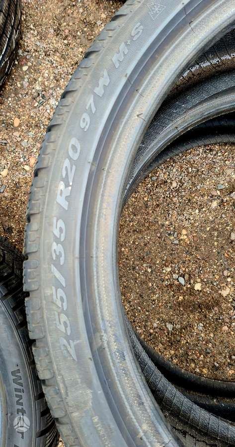 Pirelli SottoZero, winter 255/35 R20