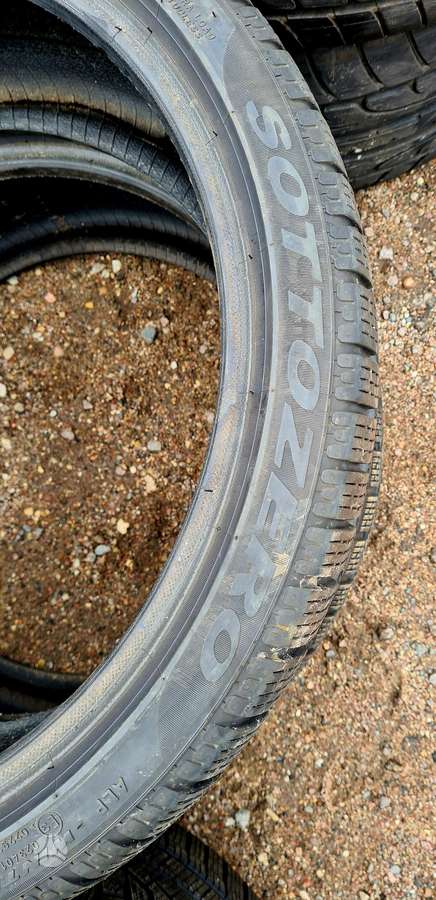 Pirelli SottoZero, winter 255/35 R20