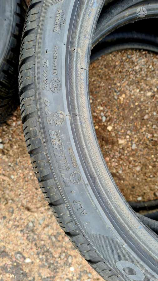 Pirelli SottoZero, winter 255/35 R20