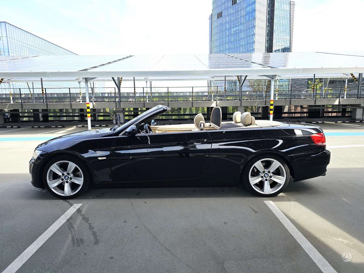 BMW 325, 3.0 l., convertible